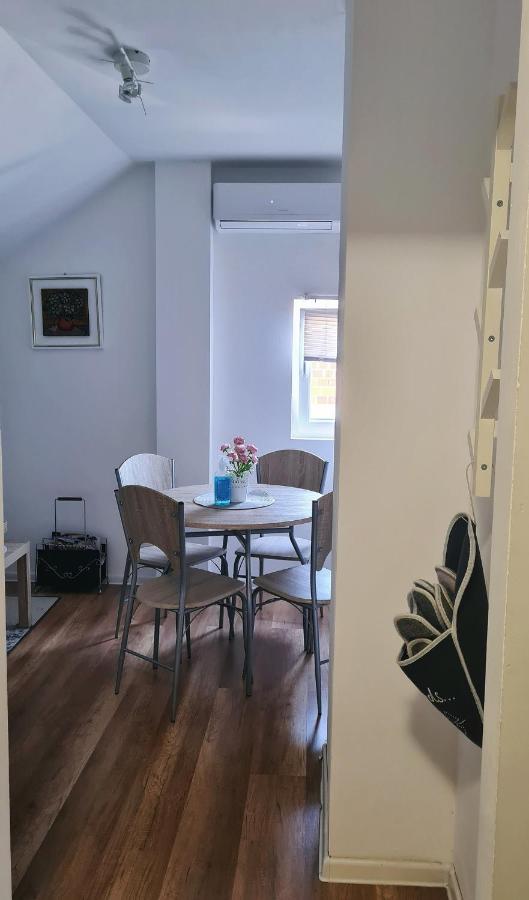 Apartman Lena Tusilovic Exterior foto