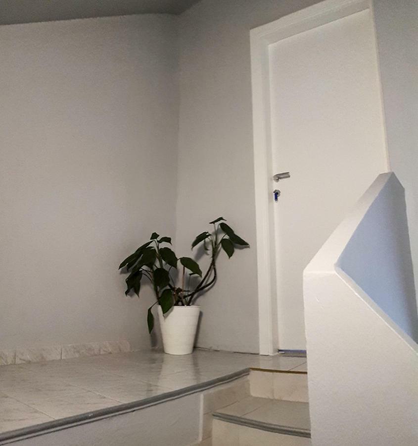 Apartman Lena Tusilovic Exterior foto